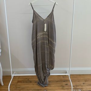 Mirage pocketed Olivian maxi dress S/M